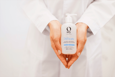 Le guide complet du démaquillant naturel parfait : l’eau micellaire